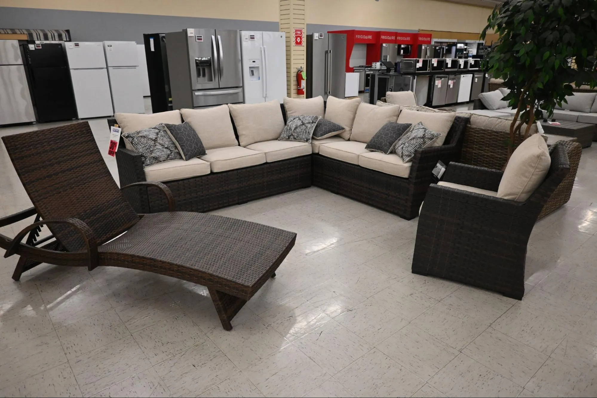 outdoor furniture in Pennsylvania by Beiters